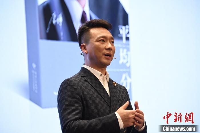 康輝。小新 攝