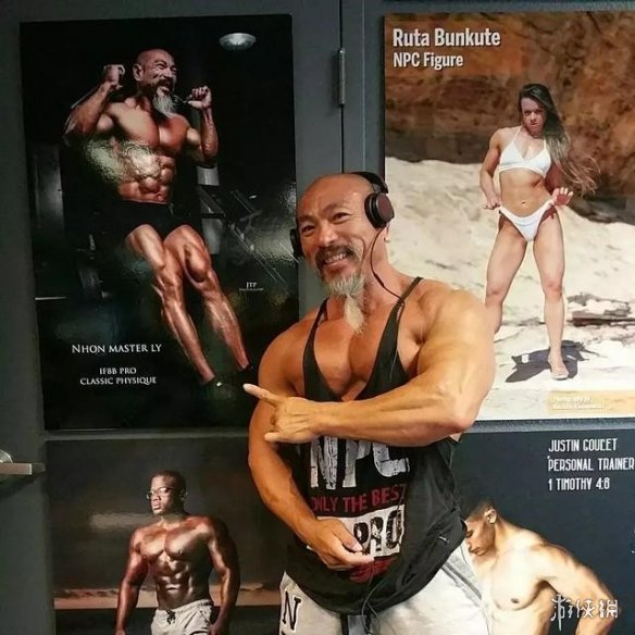 现实中的“龟仙人” 越南健身教练年过半百满身肌肉
