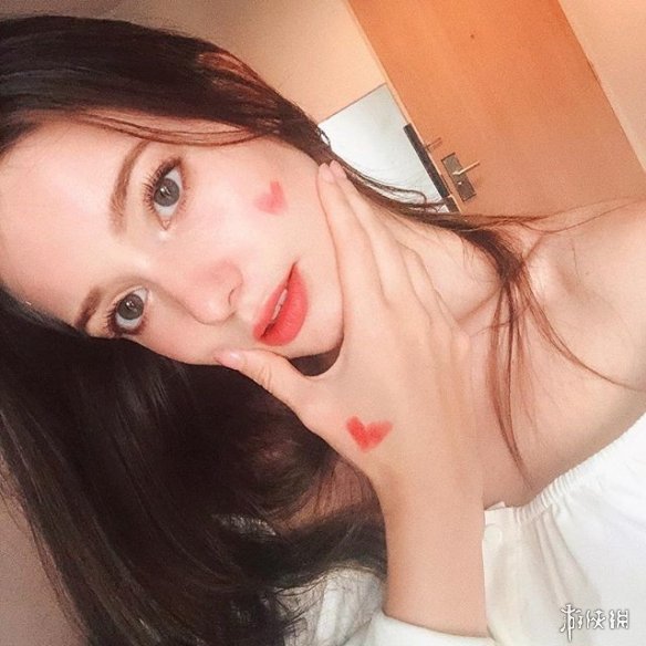 仙气十足的俄罗斯辣模!被网友称为俄罗斯版刘亦菲