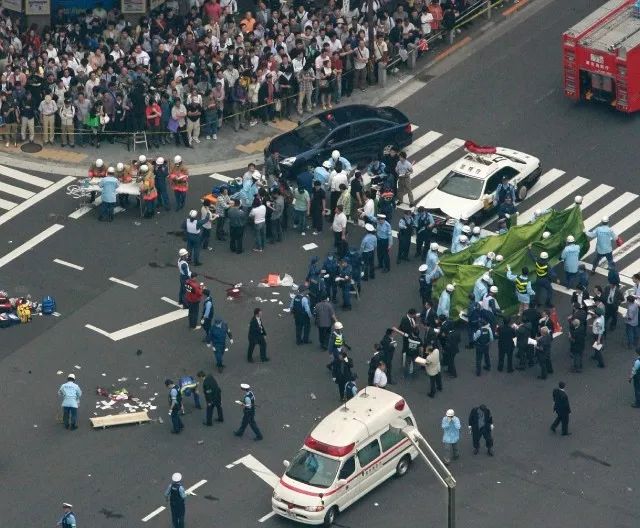 日本新干线发生一起无差别杀人案,男子为救女