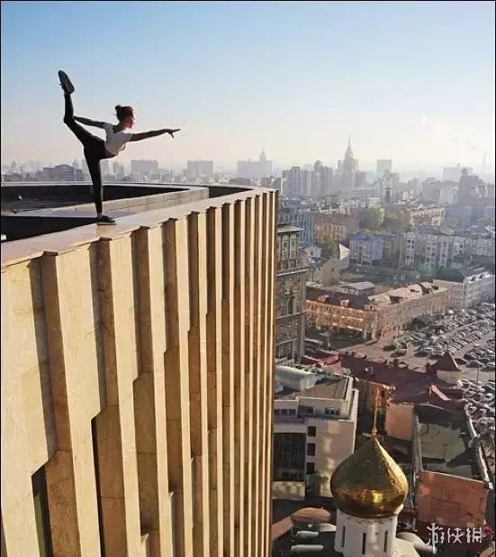 战斗民族人少是有原因的!小姐姐晒超高性感私房照