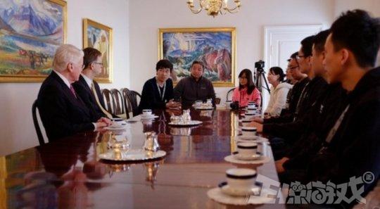 外国领袖也爱玩游戏?巴西总统喜欢索尼克,要做最快的男人!