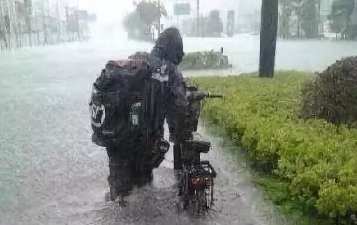 你看这个快递,像不像那些年坐过的“黑车”?-快递新闻网