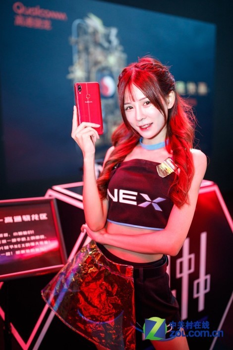 百人团战一触即发 CJ体验vivo NEX旗舰版手机