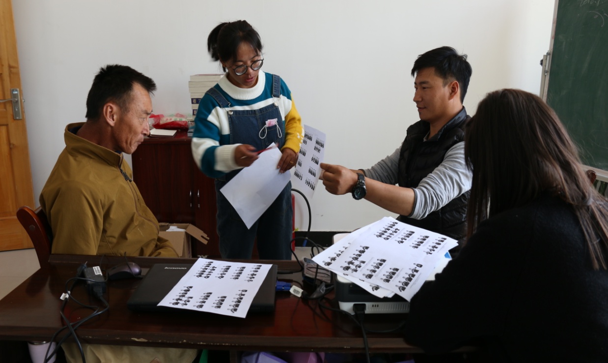 拉萨市残疾人托养服务中心开展手语培训