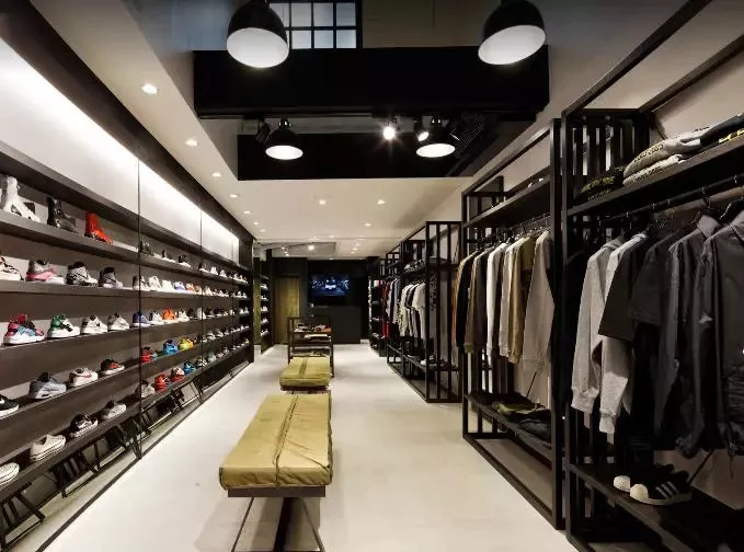 【潮牌】还穿那么lou?这些在大阪街头大、小