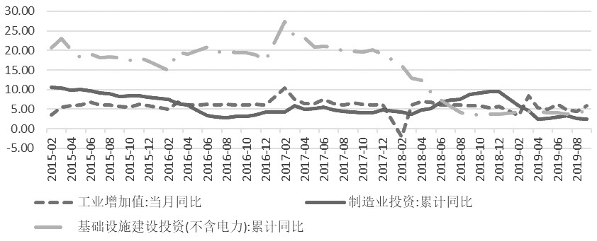 明珠直营官网 - 老人摔伤 民警变身“担架工”疾行一公里