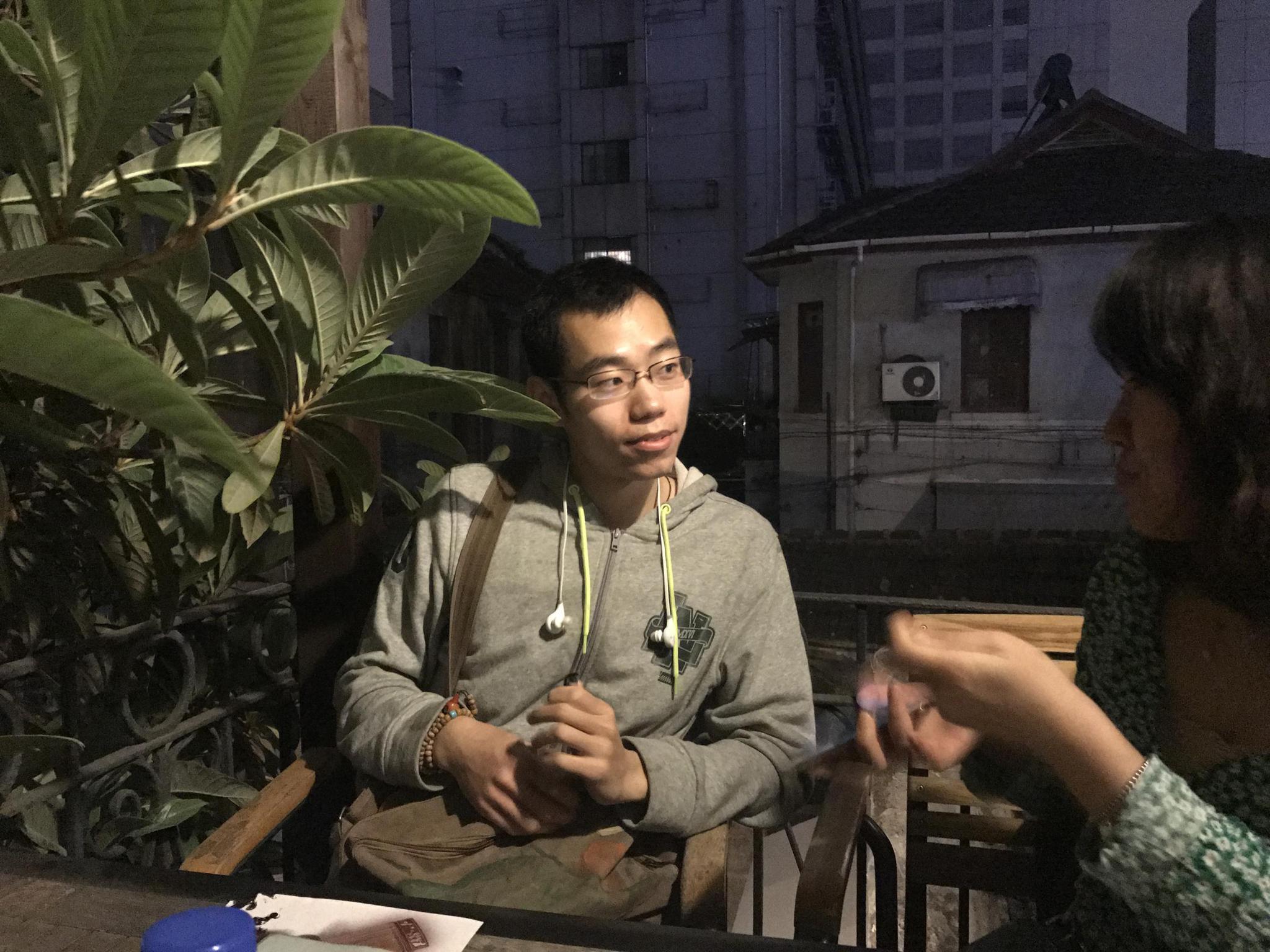 城市零点后 | 在不打烊的书店,是什么人彻夜不归