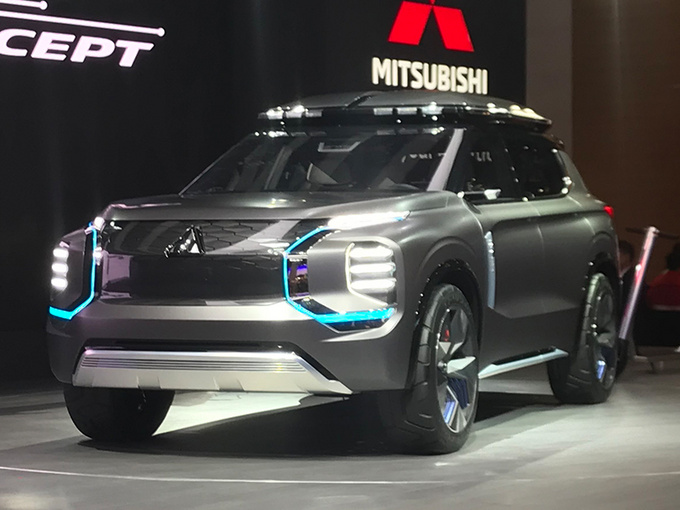 三菱发布全新SUV，造型科幻，搭混动系统，尺寸比奥迪Q5L还大