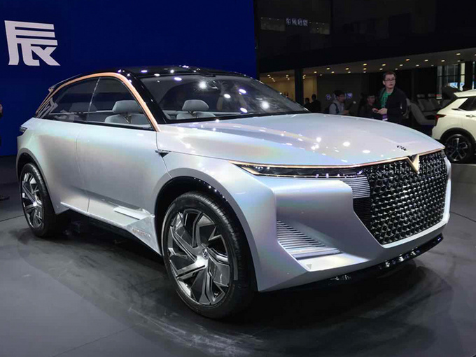 这个国产品牌发布大SUV，身材比奥迪Q7魁梧，贯穿大屏尺寸超奔驰