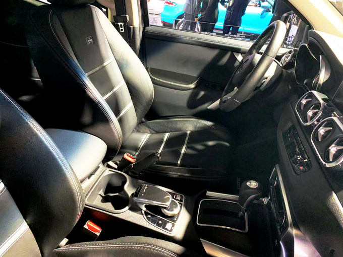 全球首款奔驰巴博斯皮卡细节全曝光