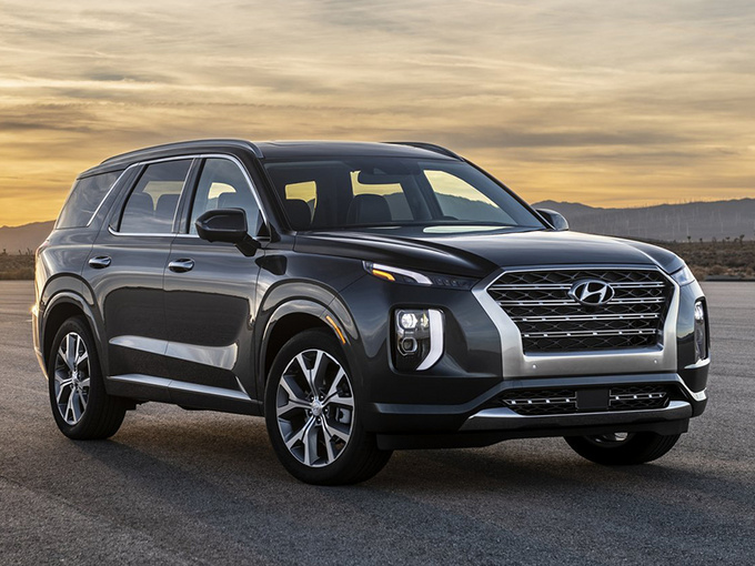 现代新大7座SUV，内饰像奔驰，叫板大众途昂，网友说国产能大卖