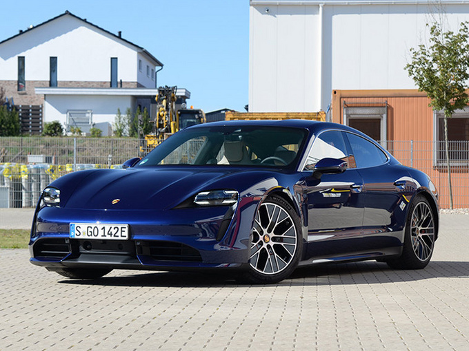 新推卡宴轿跑版也没用，保时捷三季度销量大幅下滑，仅售2万辆