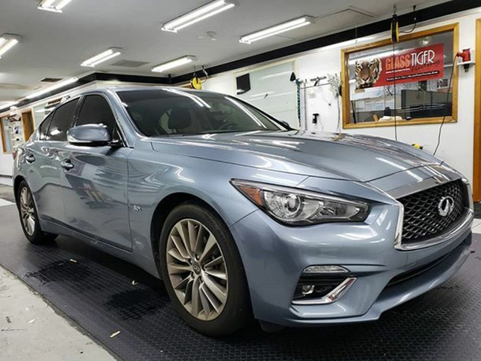 “日产”新款轿车！颜值比奥迪A4高，搭3.0T，看完直接放弃奔驰C级