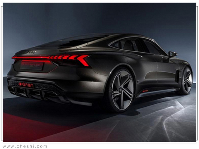 奥迪全新轿车,命名A9?本月就亮相,快来看看,比A8还豪华