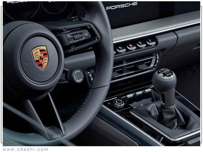 保时捷新911，增手动挡车型，不用选装，免费送这功能，是真香！