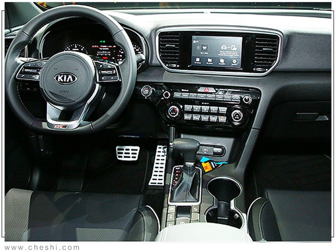 起亚新款SUV上市！比本田CR-V有样，搭2.0L，买它回家贼合适！