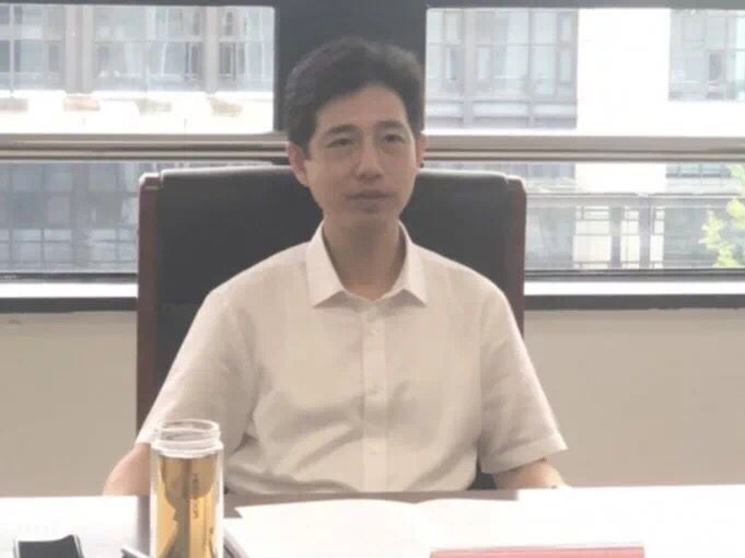 陈澄 绍兴政法融媒体中间 图