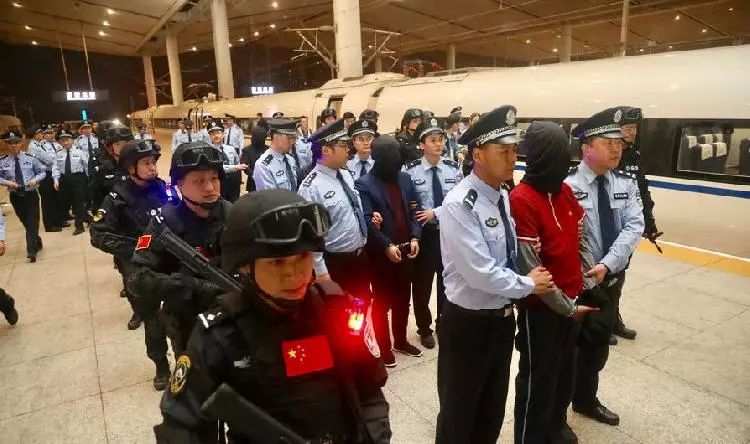 重庆2018年中考政策已出台,报名、招生、降分