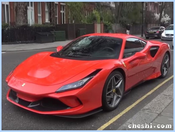 这车竟然能合法上路！现身街头太吸睛，2.9秒就能破百，你敢开吗？