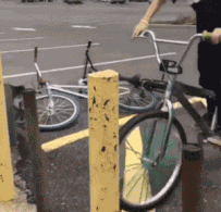 确定过眼神，他是要怼我的人