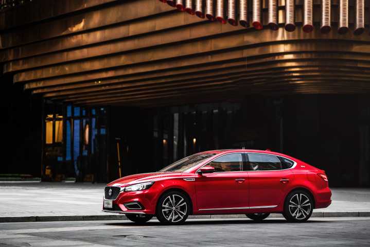 百公里加速比思域快1秒 全新名爵6晋升运动家轿“一哥”