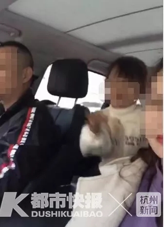 男子开越野车过河车被冲走 妻女遗体17天后找到