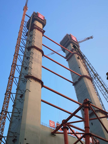 世界荷载最大的公铁两用悬索桥 镇江五峰山长