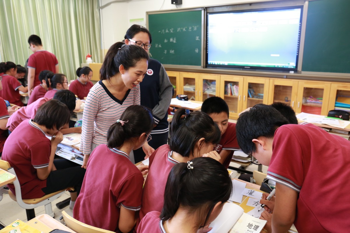 ȫ���״�������Ϊȫ��ѧ����˶ʿ������ѽ�ʦ�ư�