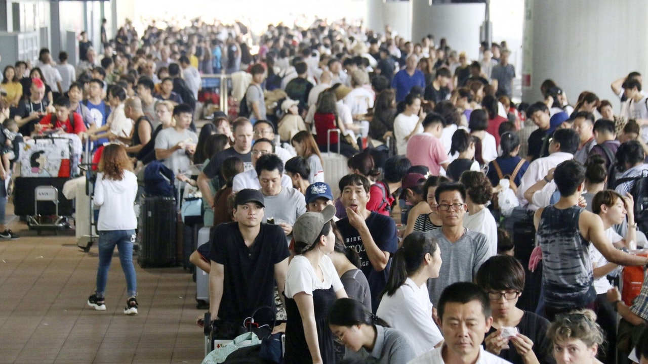 正在上傳... 日本遭遇颶風期間,上千名臺灣旅客一度在關西機場滯留。