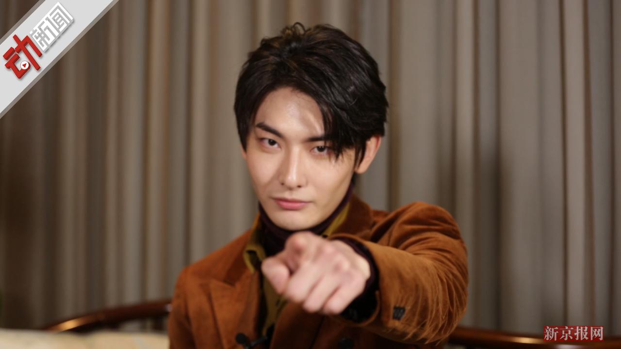 活力少年王瑞昌模仿张家辉经典广告片段 玩转