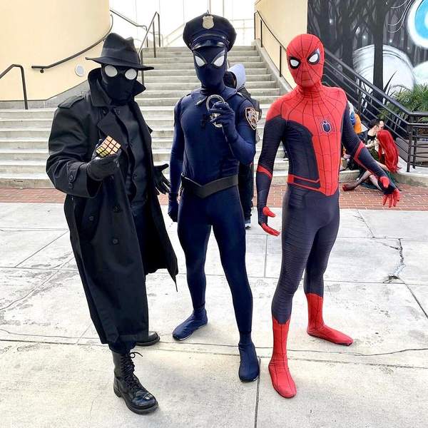 《漫威蜘蛛侠》小虫Cos集锦 好逗比的蜘蛛警察!(图)