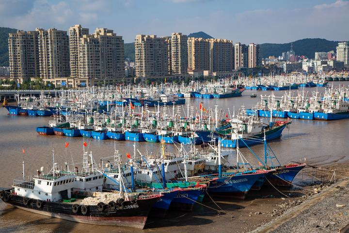 受台风"云雀" 影响,舟山市海洋与渔业部门连发紧急通知,要求各地做好