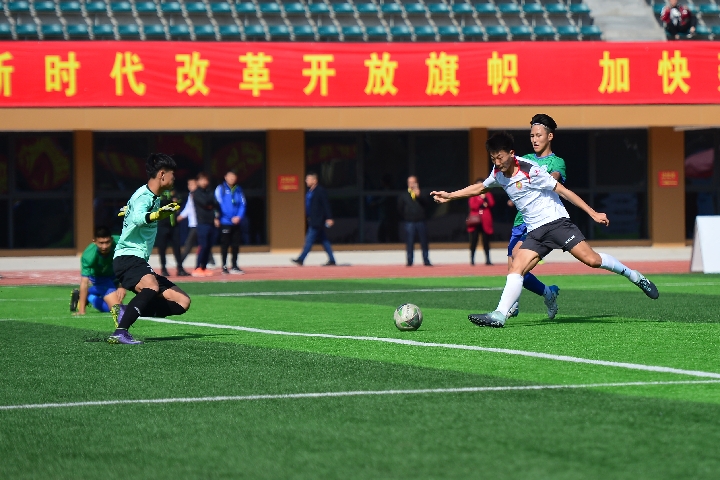 正视差距 踢出快乐--校园足球国家集训队观察