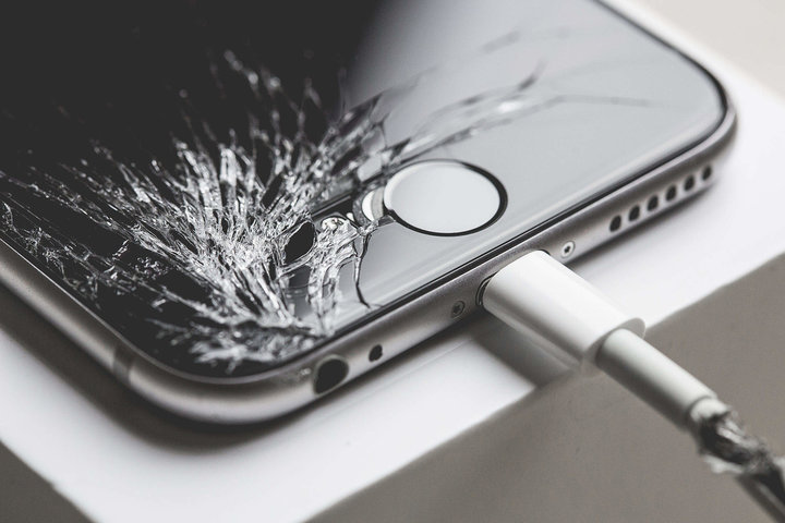 中国留学生用假 iPhone 骗了苹果 600 万,背后是几十亿的售后灰色产业链-黑产爆破吧