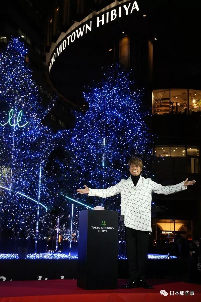 今田美樱&铃木仁，11月19日，出席潘婷举行的圣诞点灯式。