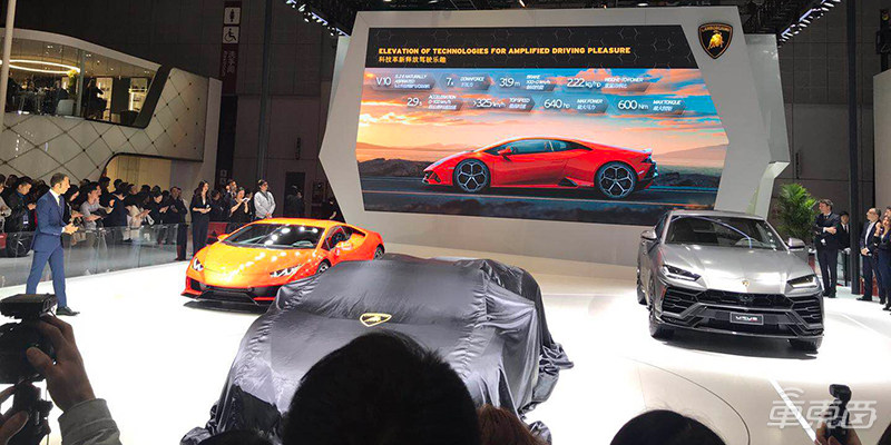 兰博基尼Hurancan Evo及其敞篷版亚洲首秀 多方升级性能再提升