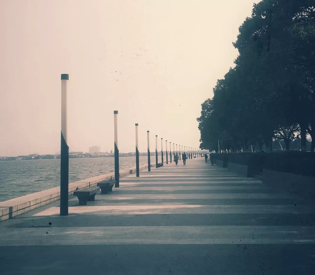 ��ͼƬ����̴���Ųӣ�