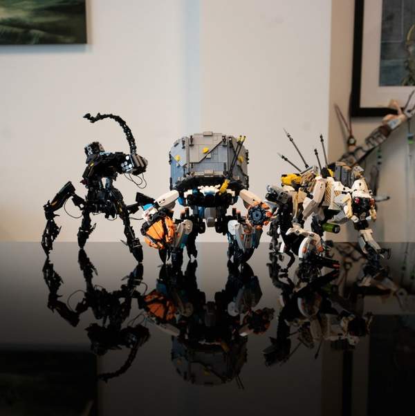 大神用乐高制《地平线:黎明时分》机械兽 还原度爆表