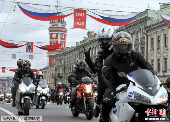  资料图：俄罗斯圣彼得堡涅瓦大街。