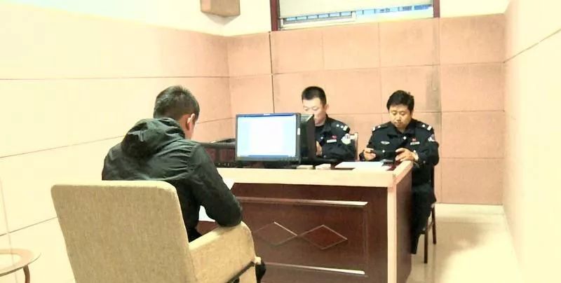 法网恢恢!莱芜一无牌车撞护栏逃逸案 !不到24小