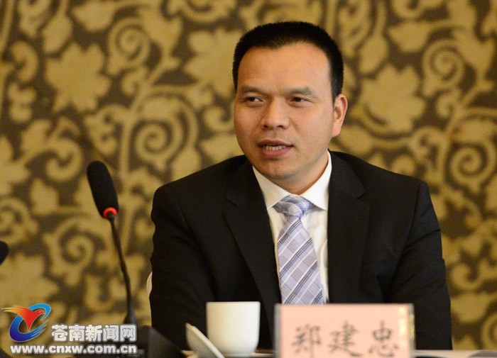 bbin试玩账号免费_「编织技巧」简约的钩针购物包,附图解!