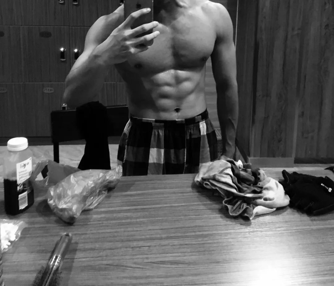 千元左右超性价比的选择,一块百搭军表的开箱