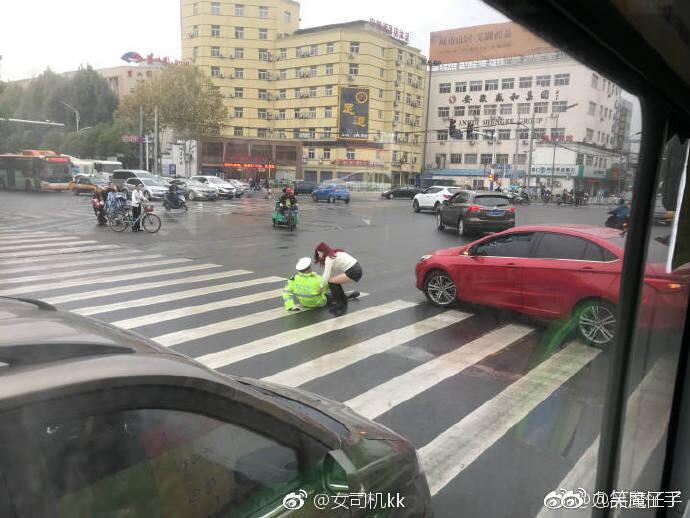 求别下雨了都晒不干内裤了 轻松一刻2月22日晚间版