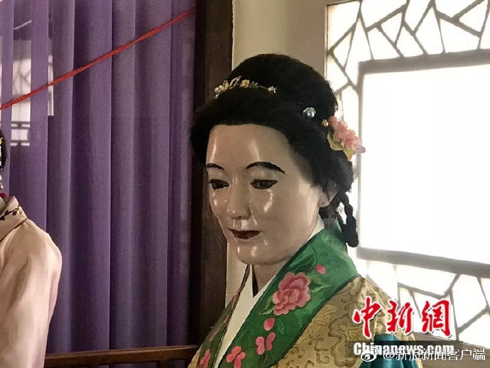 假扮医生就为了一顿饭? 每日轻松一刻3月10日周末版