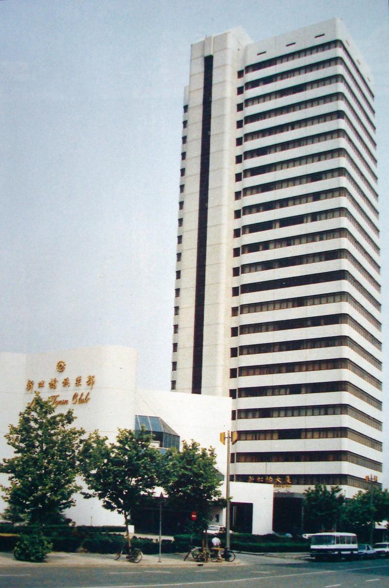 126个图章合为一个大图章，改革大手笔引来外资潮