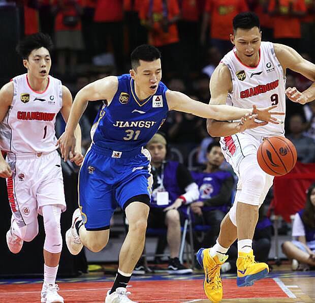 实名举报!易建联只打21分钟就提前下班,是不