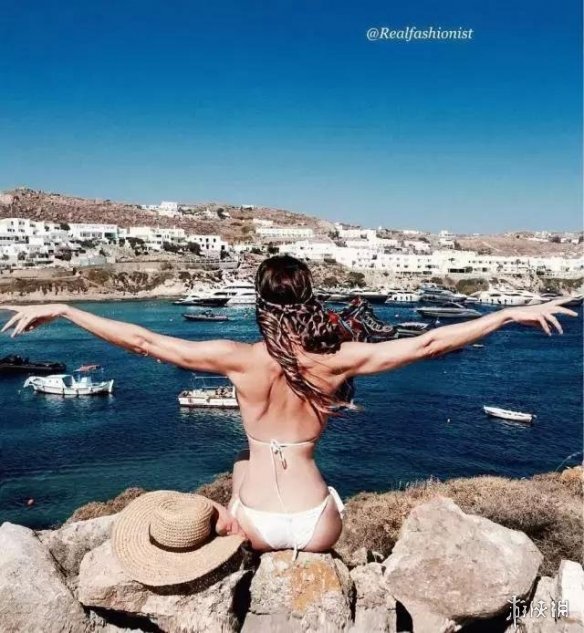 你能看出她快50了吗?奶奶级的火辣美人堪称岁月宠儿