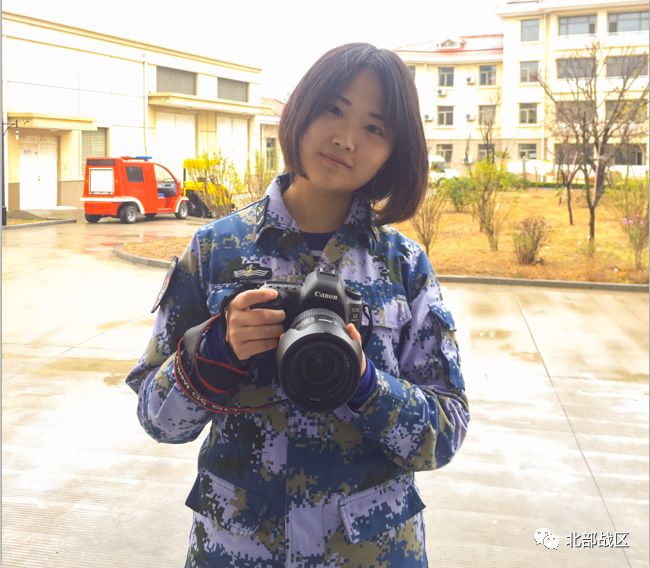 以笔作枪,写尽军旅,最美“兵记者”一直在路上!