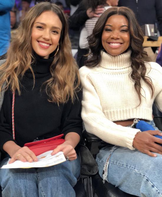 杰西卡 阿尔芭nba视频,杰西卡阿尔芭看nba